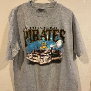 Vintage Pittsburgh Pirates Shirt